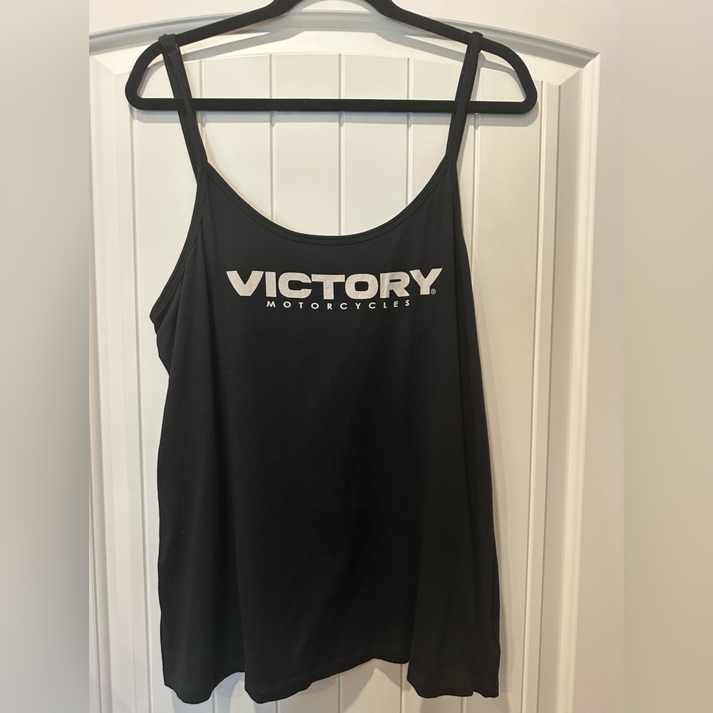 Victory Motorcycle Brand Women’s Graphic Design Black Camilsole Top. 2XL.